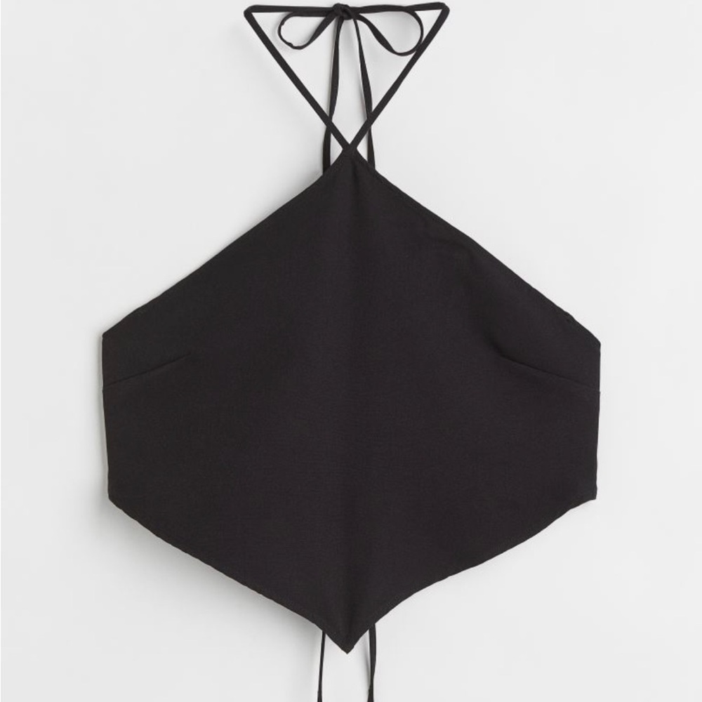 HM Halter-neck Crop Top